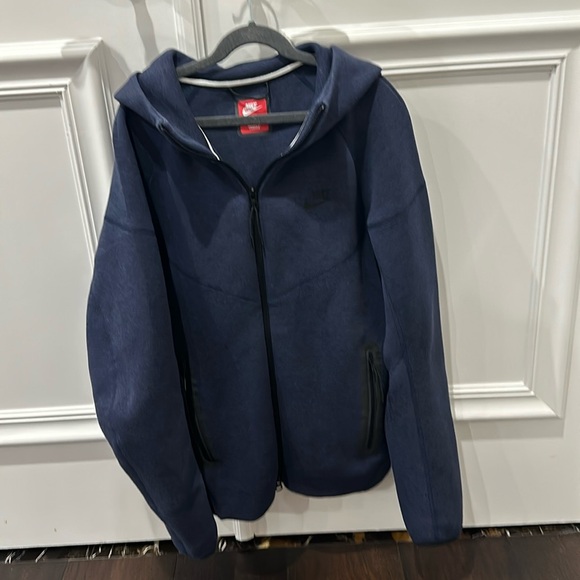 NIKE “TECH” Fleece Windrunner - Picture 1 of 6